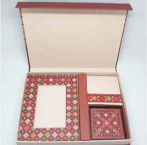 SUSTAINABLE GIFTS243