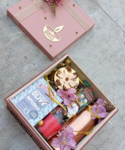 FESTIVAL GIFT HAMPER 16